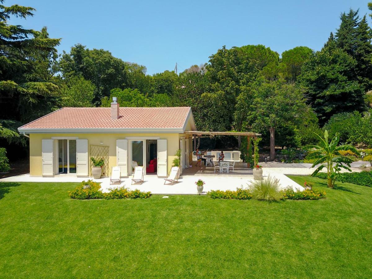 Villa Palm Hill Piedimonte Etneo Exteriér fotografie